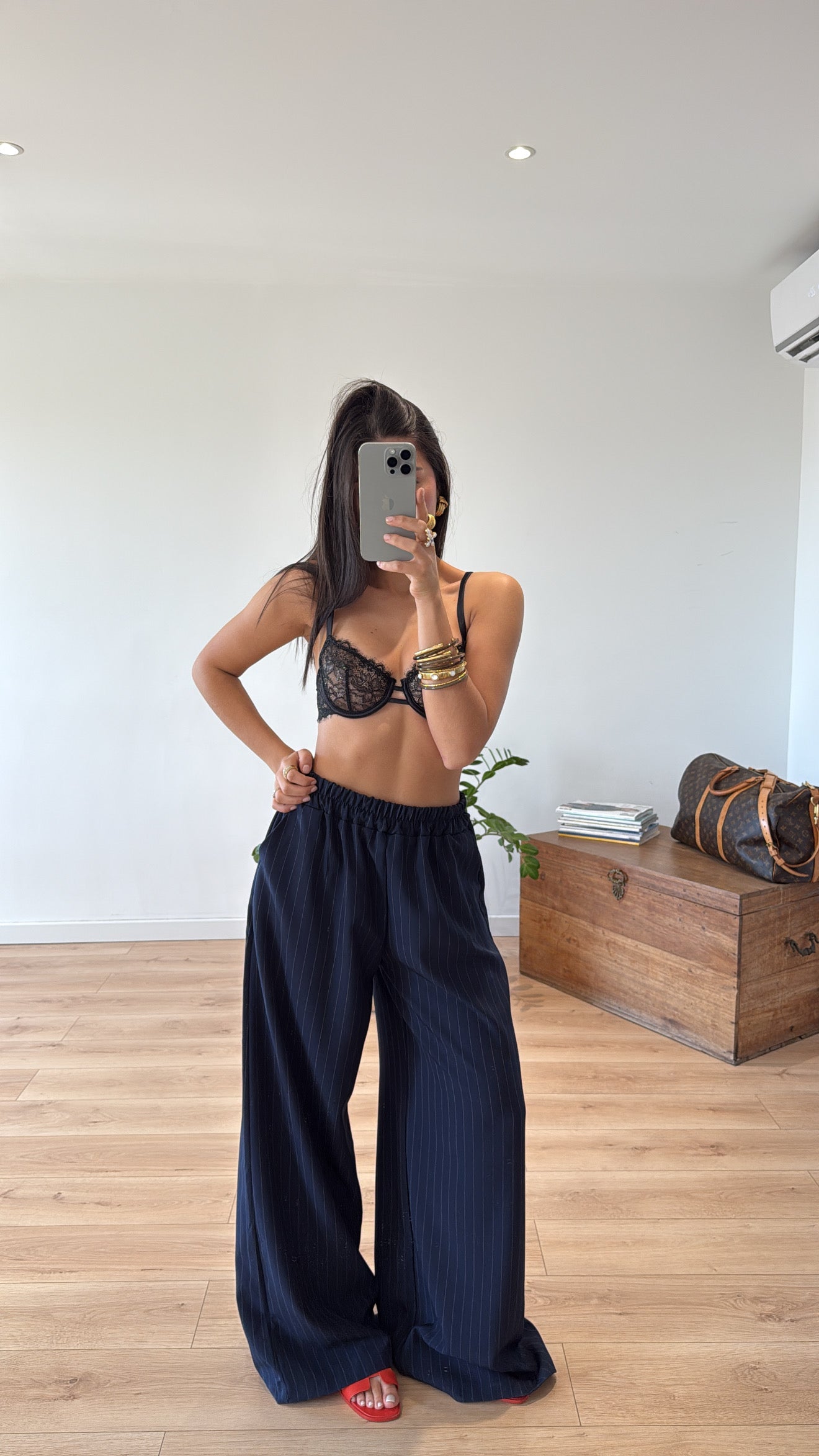 PANTALON BLEU « HUGO »