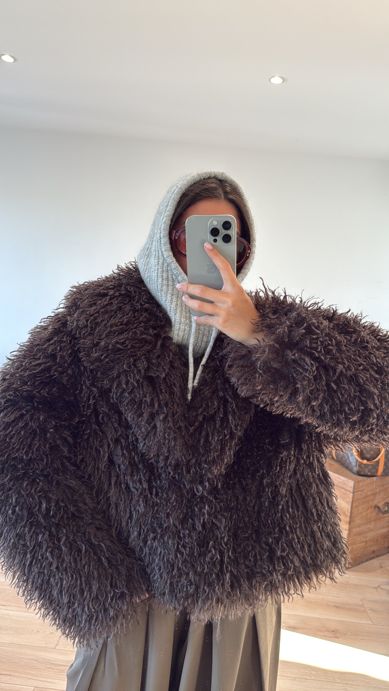 Veste Fausse Fourrure Chocolat "Sophie" expédition à partir du 03/11