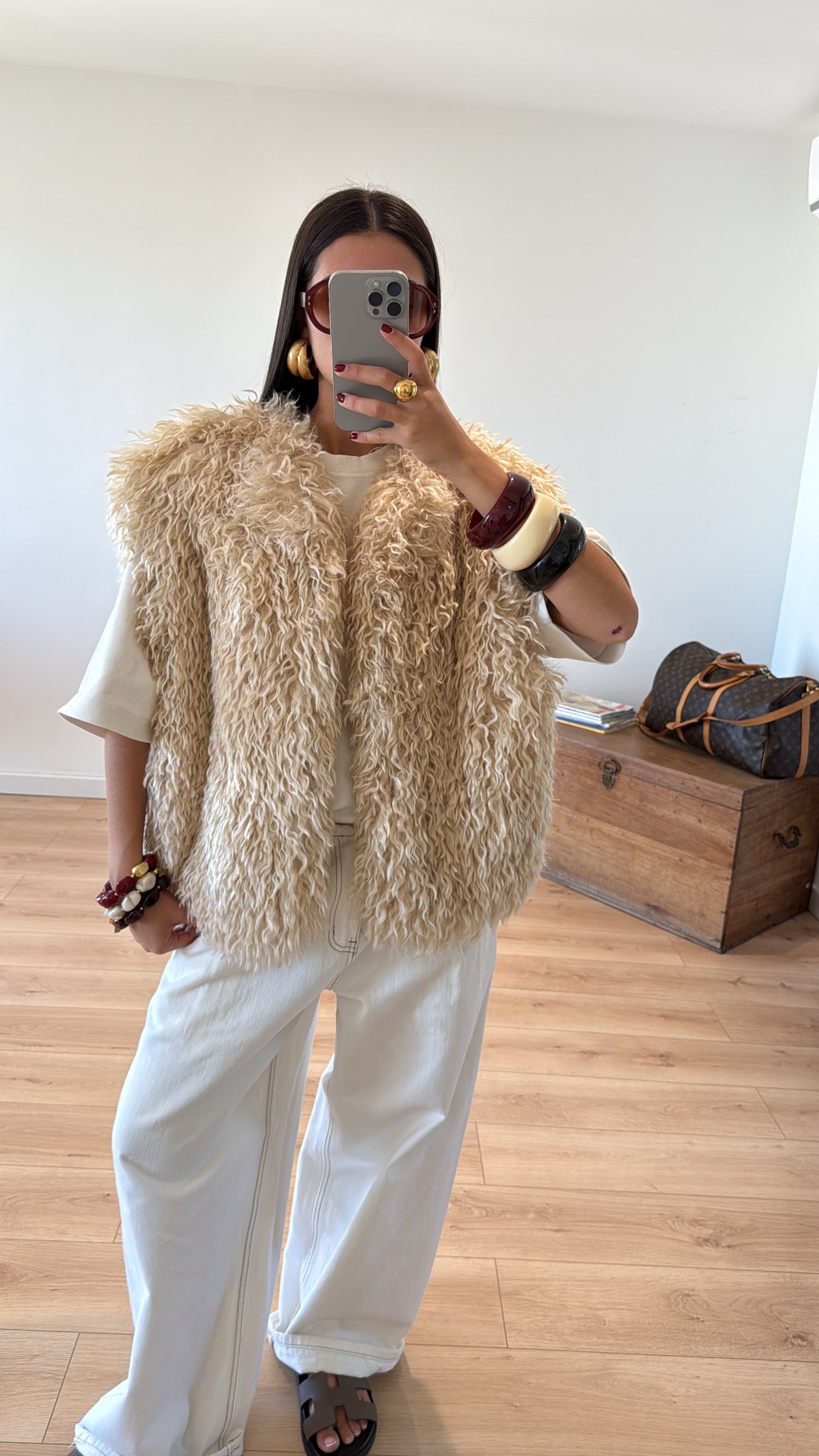 VESTE SANS MANCHES EFFET MOUTON "BETY" - CRÈME