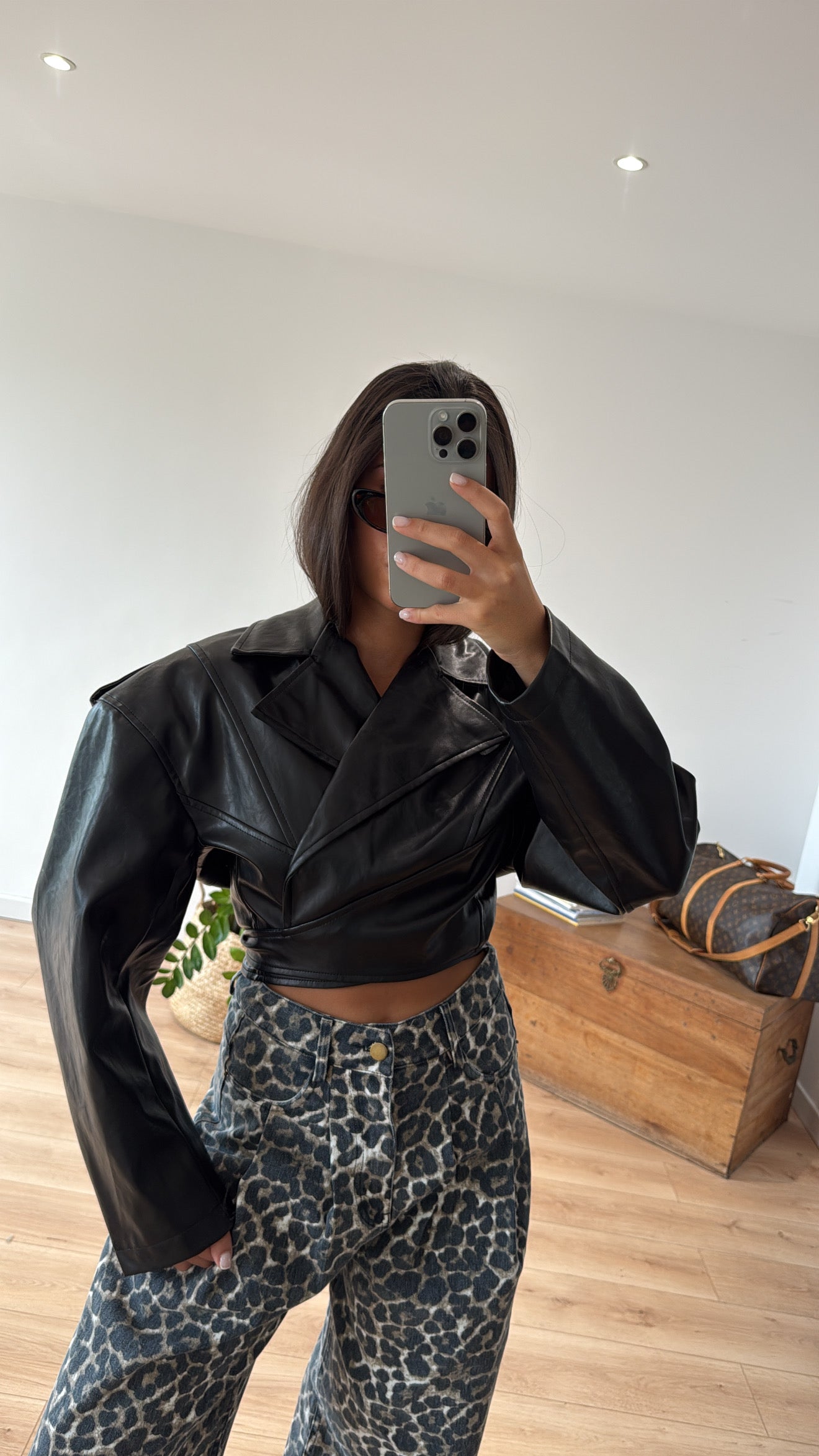 TOP SIMILI CUIR NOIR « PAULINE »