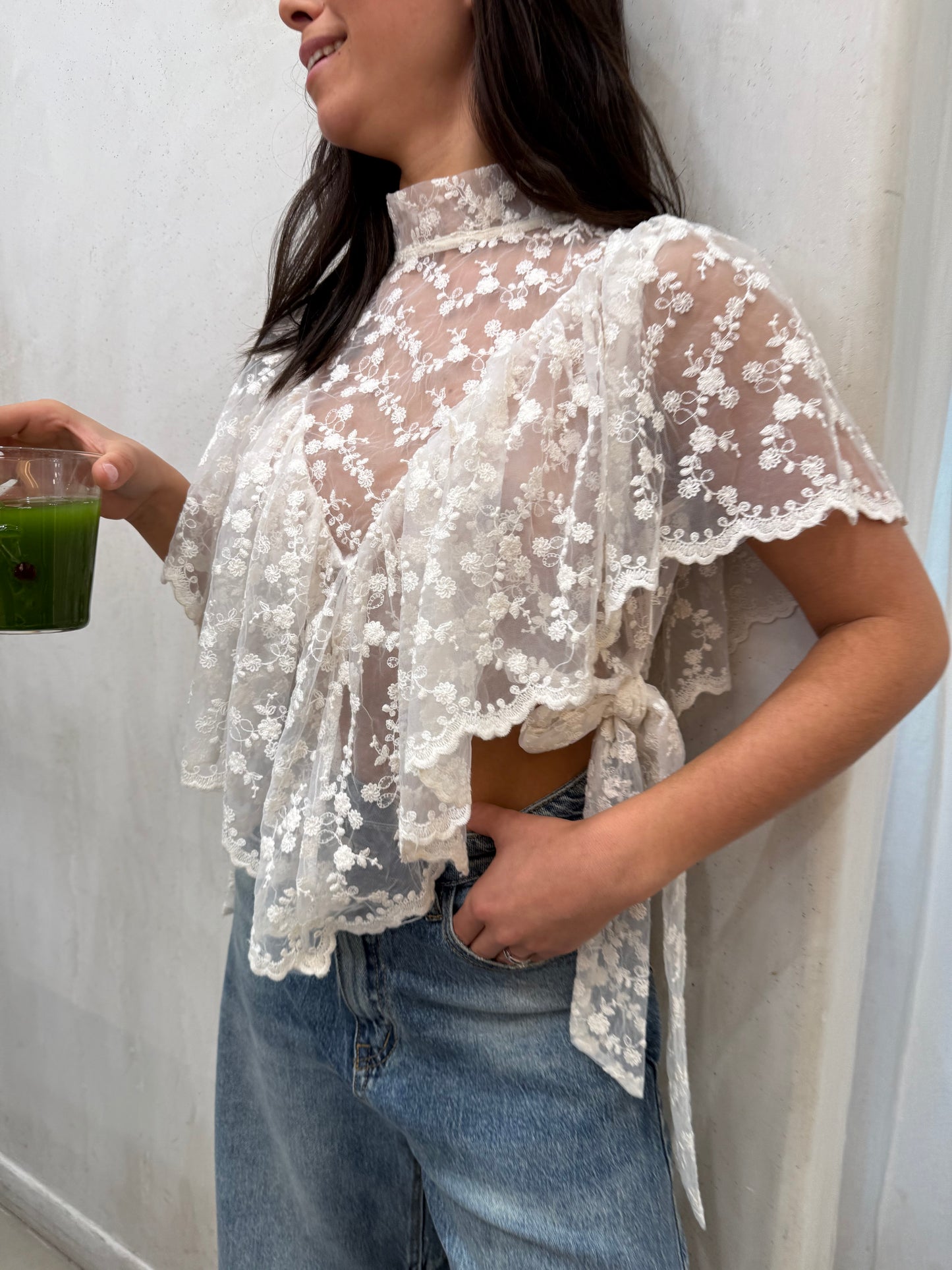 "CHARLOTTE" BEIGE TOP