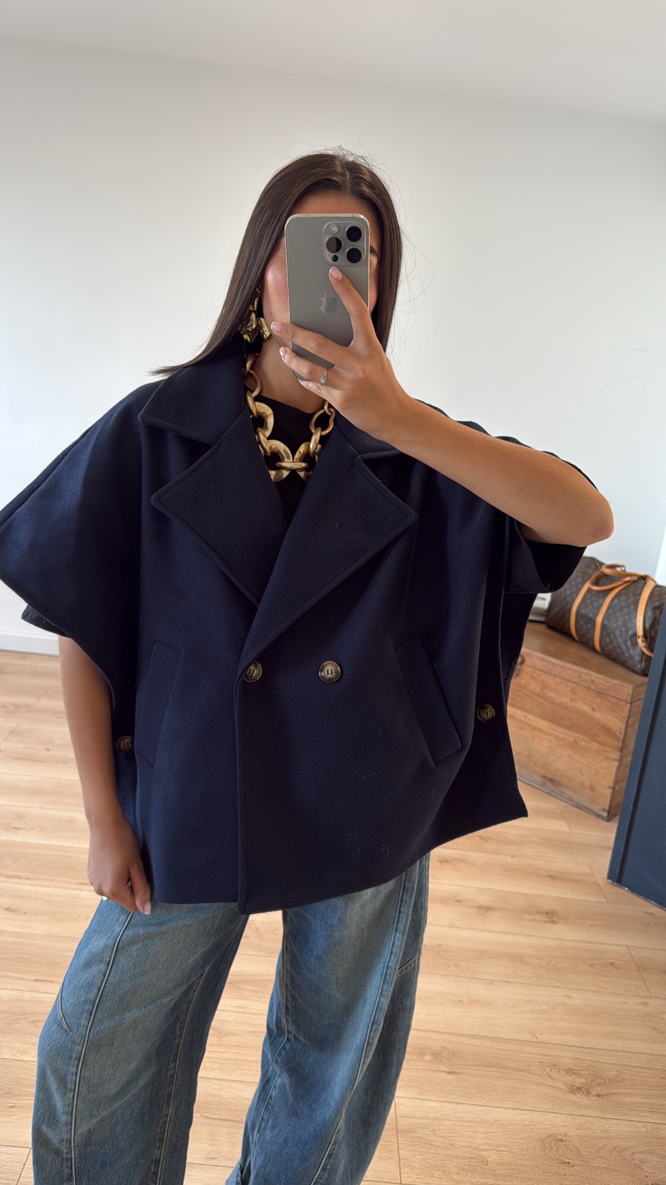 Veste Courte Bleu Marine Élégante