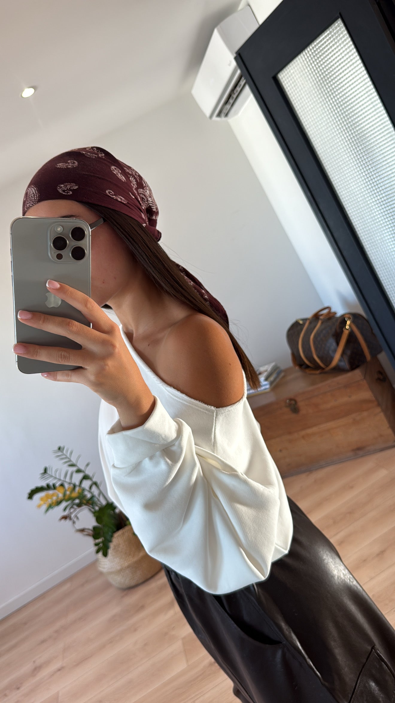 TOP SWEAT "CLARISSE" BLANC (MANCHES LONGUES TOMBANTES)