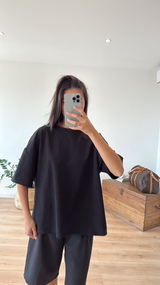 T-SHIRT "AIMÉ" OVERSIZE - BLACK