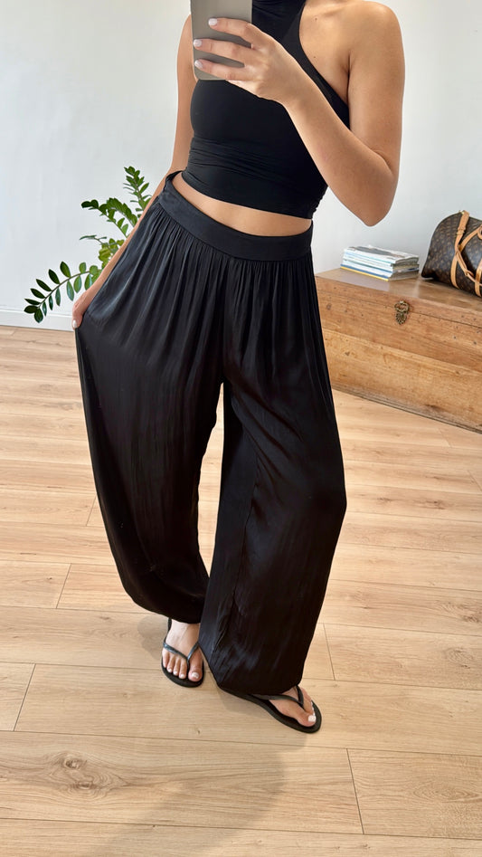 PANTALON "JULIANNE" NOIR FLUIDE
