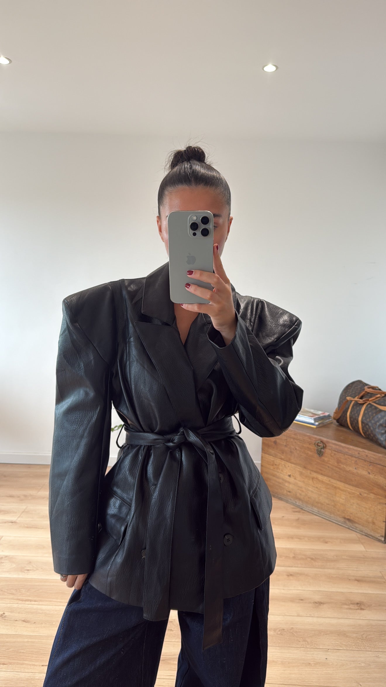 BLAZER CEINTURÉ "ESTER" - en cuir synthétique