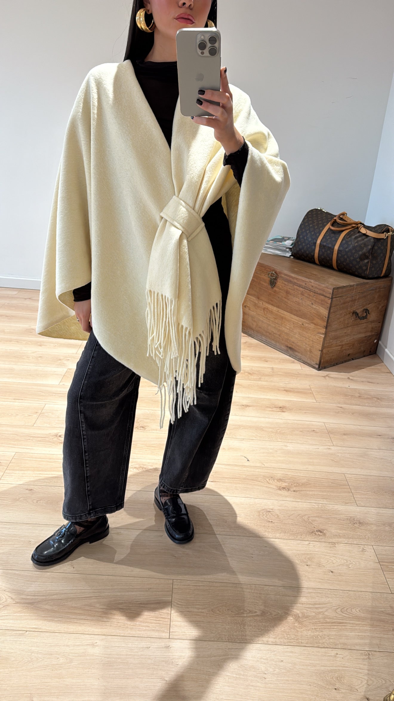 CAPE À FRANGES BEIGE " FAUSTINE"