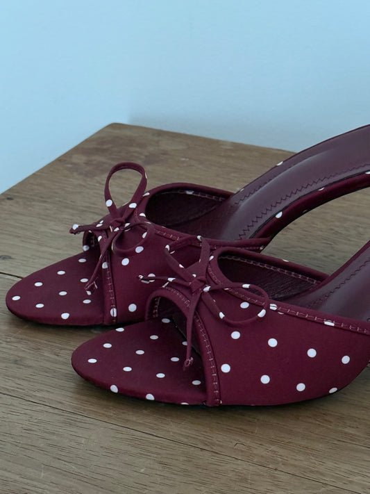TALONS À POIS BORDEAU