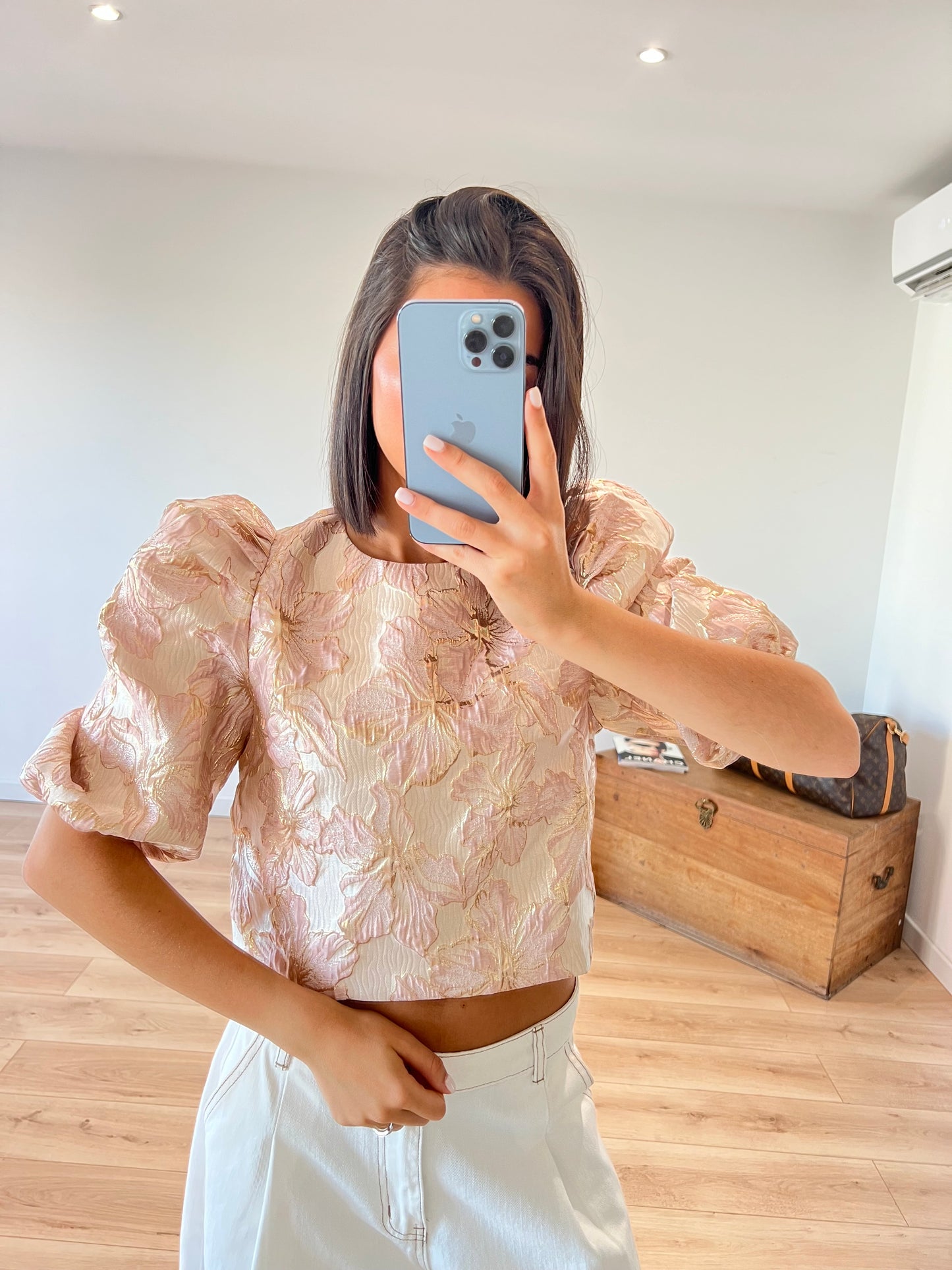 Top "Mila" Rose