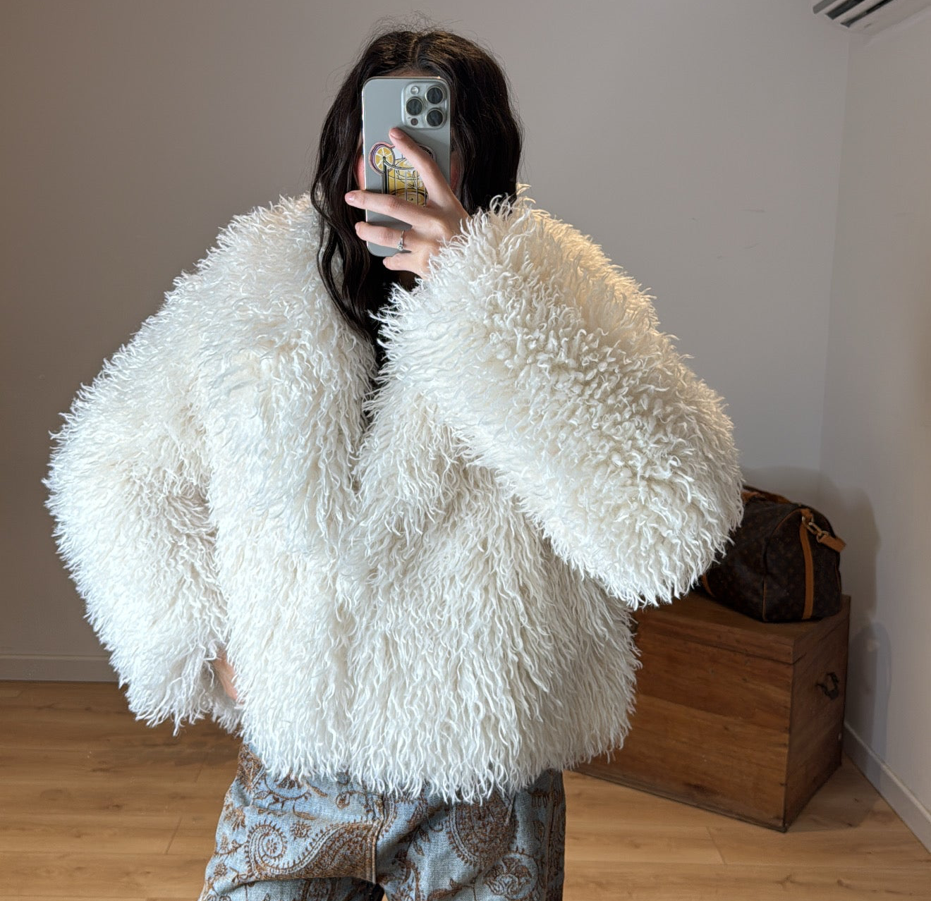 VESTE FAUSSE FOURRURE BLANCHE  "SOPHIE"