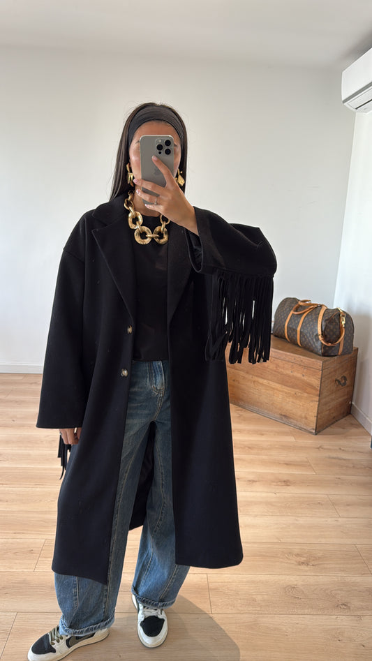 Manteau long noir à franges bohème chic