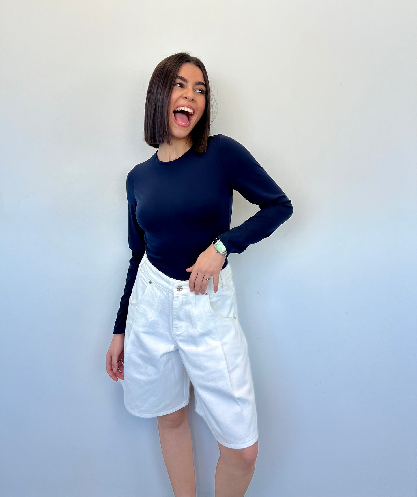 Short "Lisa"