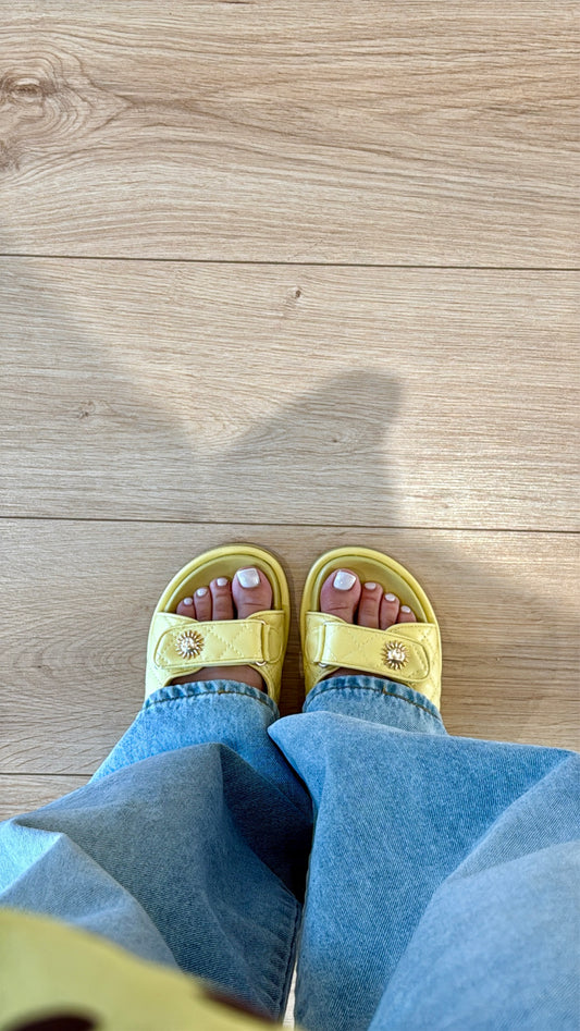 SANDALES « CORALIE » JAUNE